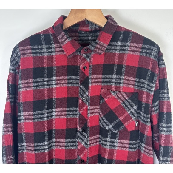 Vans Flannel Shirt Mens XXL Black Red Plaid Long Sleeve Button Up Off‎ The Wall - Picture 2 of 9